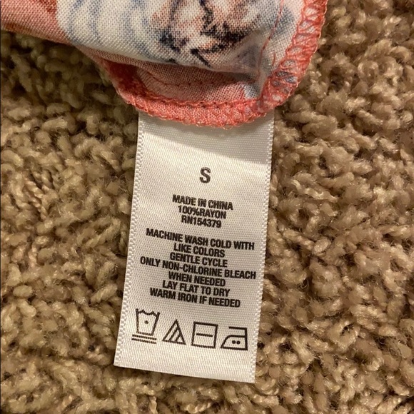 Flower romper - Picture 2 of 3